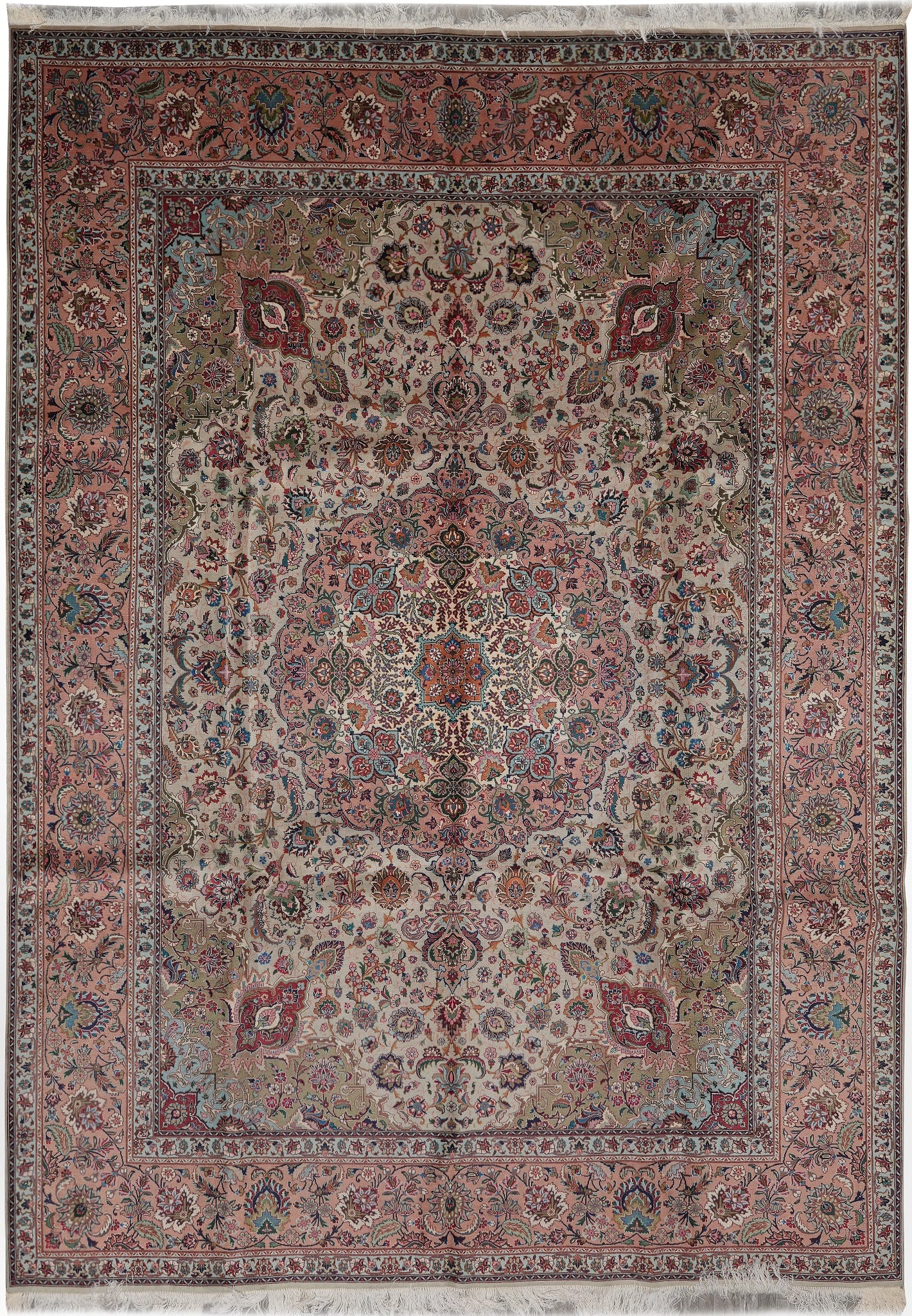 Persian Tabriz Rug 9.9 x 12.9 Wool Silk 400 KPSI Hand-Knotted Authentic: Persian Tabriz Rug 9.9 x 12.9 Wool Silk 400 KPSI Hand-Knotted Authentic Free continental US Shipping This authentic Persian Tabriz rug features an impressive 9.9 x 12.9 size and is expertly hand-knott