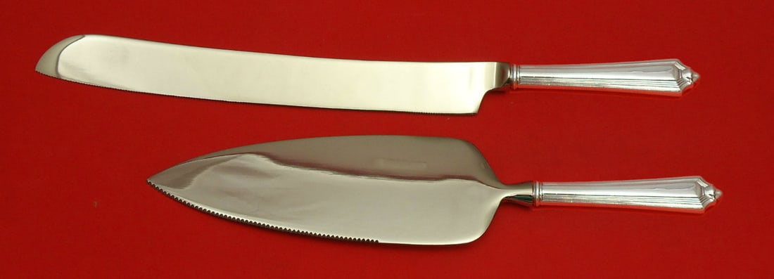 Gorham Plymouth Sterling Silver Wedding Cake Set 2pc Custom Made: Gorham Plymouth Sterling Silver Wedding Cake Set 2pc Custom Made This exquisite Plymouth by Gorham Sterling Silver Wedding Cake Set features a custom-made design with a hollow handle, crafted with sta