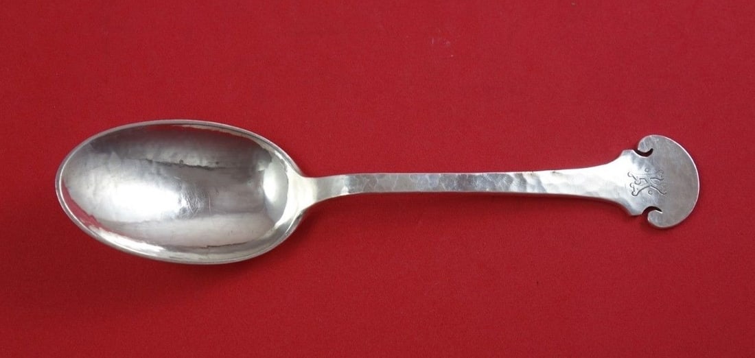 Shreve & Co Fourteenth Century Sterling Silver Soup Spoon 7 inch Monogram K: Shreve & Co Fourteenth Century Sterling Silver Soup Spoon 7 inch Monogram K This exquisite soup spoon features the elegant "Fourteenth Century" pattern by Shreve & Co. Crafted from high-quality sterli