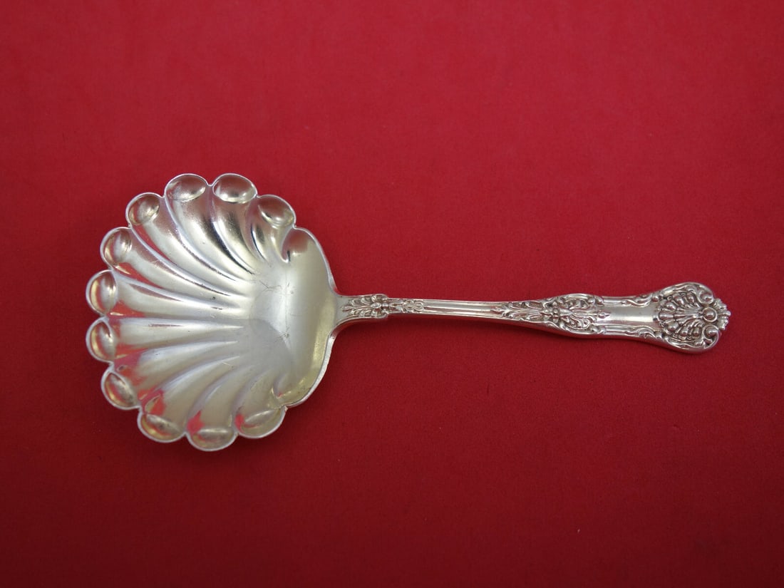 Dominick & Haff New King Sterling Silver Nut Spoon Shell Bowl 4 5/8": Dominick & Haff New King Sterling Silver Nut Spoon Shell Bowl 4 5/8" This exquisite nut spoon, crafted by Dominick & Haff, features a beautiful shell bowl and is made of high-quality sterling silver.