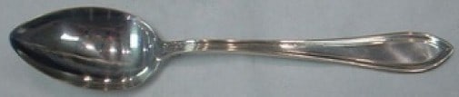 Dominick & Haff Priscilla Sterling Silver Teaspoon Vintage 5 3/4": Dominick & Haff Priscilla Sterling Silver Teaspoon Vintage 5 3/4" This exquisite Priscilla teaspoon by Dominick & Haff showcases a timeless design, perfect for enhancing your silverware collection. Cr