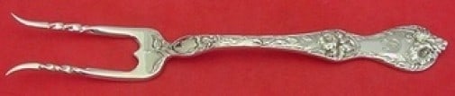 Reed & Barton Les Cinq Fleurs Sterling Silver Baked Potato Fork 7 7/8": Reed & Barton Les Cinq Fleurs Sterling Silver Baked Potato Fork 7 7/8" This exquisite serving fork features the elegant Les Cinq Fleurs pattern by Reed & Barton. Crafted from high-quality sterling sil