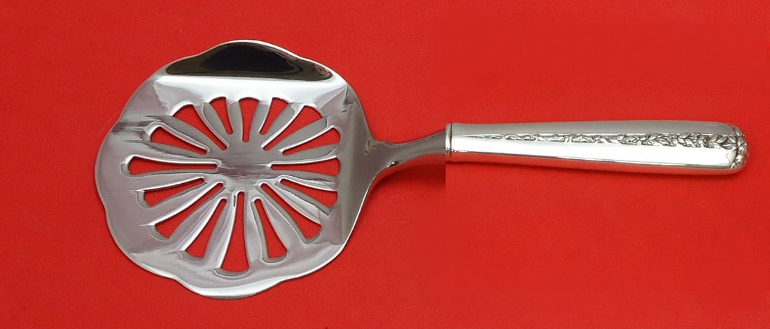 Towle Sterling Silver Tomato Server Rambler Rose Custom Made 8.5": Towle Sterling Silver Tomato Server Rambler Rose Custom Made 8.5" This exquisite tomato server features the elegant Rambler Rose pattern by Towle, crafted from high-quality sterling silver. The hollow