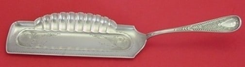 Gorham Hindostanee Sterling Silver 13 Crumber Brite-Cut Monogrammed: Gorham Hindostanee Sterling Silver 13 Crumber Brite-Cut Monogrammed Enhance your dining experience with this stunning 13" crumber from the Hindostanee pattern by Gorham. Made of high-quality sterling