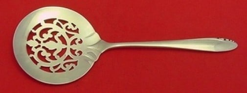 Oneida Lasting Spring Sterling Silver Tomato Server 7.75 inches: Oneida Lasting Spring Sterling Silver Tomato Server 7.75 inches Introducing the Lasting Spring Tomato Server by Oneida, crafted from high-quality sterling silver. This elegant serving piece measures 7