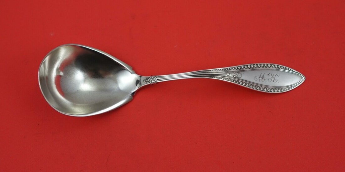 Whiting Indian Sterling Silver Gravy Ladle 7.25 inch Monogrammed: Whiting Indian Sterling Silver Gravy Ladle 7.25 inch Monogrammed This exquisite gravy ladle from the renowned Whiting brand features the elegant 'Indian' pattern. Crafted from high-quality sterling si