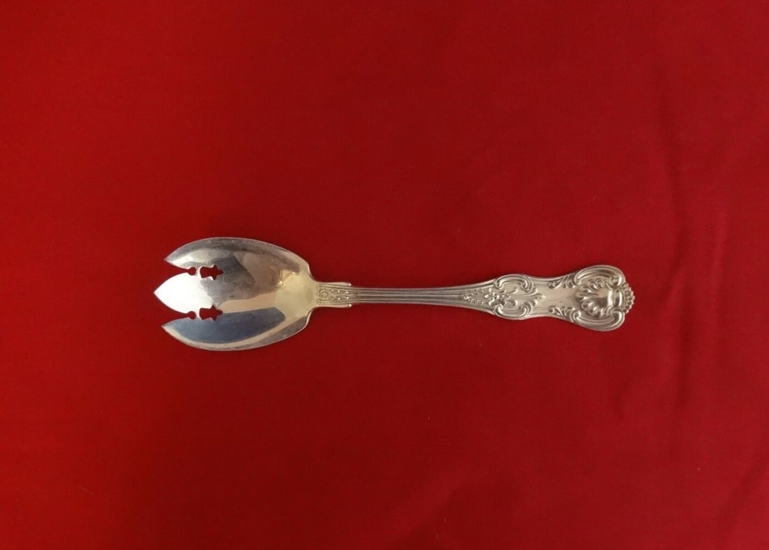 Dominick & Haff King Sterling Silver Ice Cream Fork 5.5 Inch: Dominick & Haff King Sterling Silver Ice Cream Fork 5.5 Inch This exquisite ice cream fork, crafted by Dominick & Haff, showcases the elegant King pattern. Made from high-quality sterling silver, this