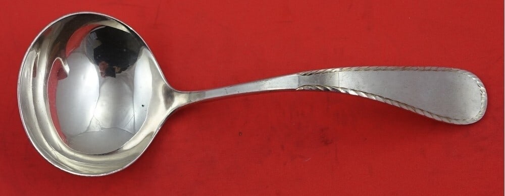 York Pattern Sterling Silver Gravy Ladle by Old Newbury Crafters: York Pattern Sterling Silver Gravy Ladle by Old Newbury Crafters This exquisite gravy ladle from the York pattern by Old Newbury Crafters is crafted from high-quality sterling silver. Measuring 6 1/2
