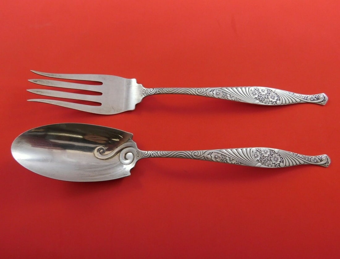 Towle Antique Sterling Silver Salad Serving Set 2-Piece Number 10 10 1/4": Towle Antique Sterling Silver Salad Serving Set 2-Piece Number 10 10 1/4" Introducing a stunning 2-piece salad serving set crafted by Towle, featuring a classic Number 10 pattern. This antique set, wi