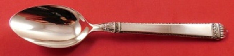 Sterling Silver Bysantium Pattern Teaspoon 6 1/8 Inch by Vera Wang: Sterling Silver Bysantium Pattern Teaspoon 6 1/8 Inch by Vera Wang This Bysantium pattern teaspoon by Vera Wang is crafted from sterling silver and measures 6 1/8 inches in length. The spoon is not mo