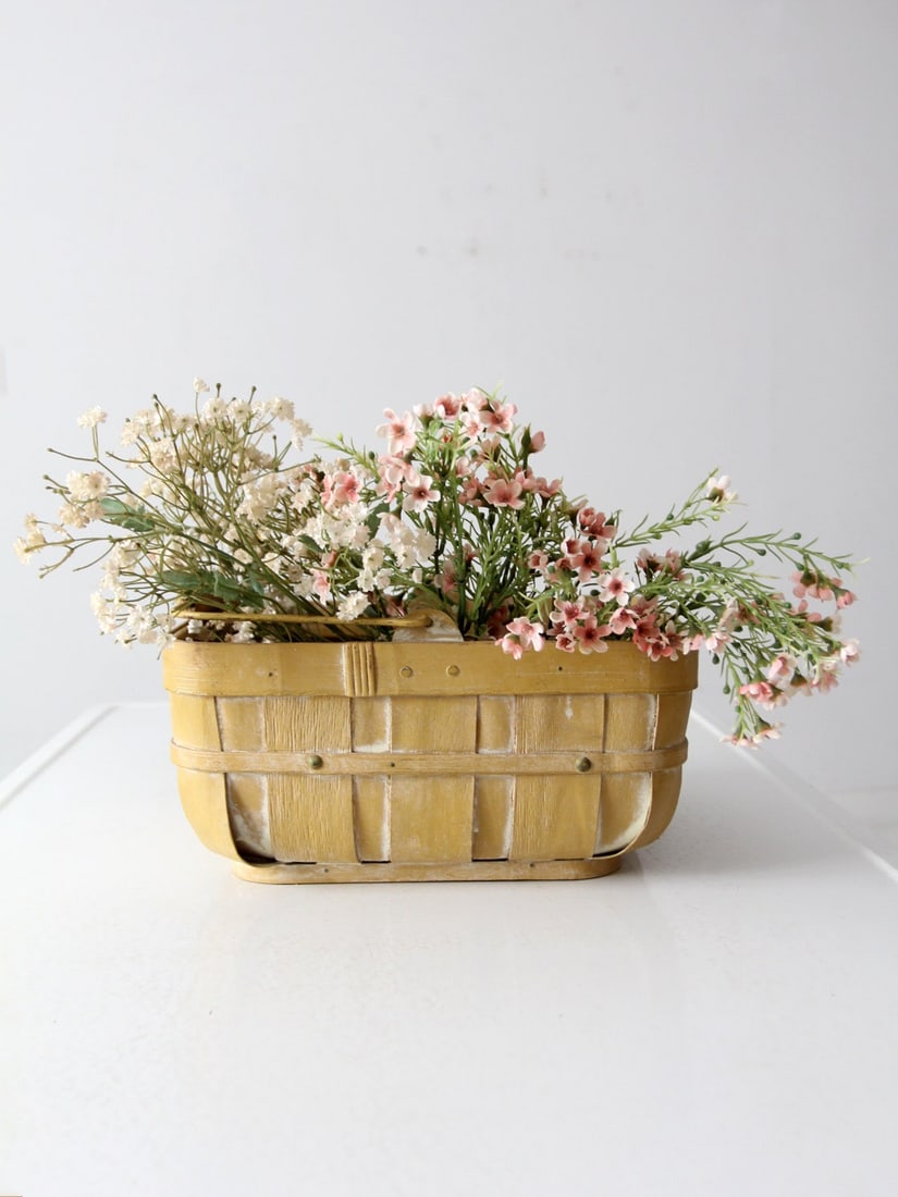 Vintage Mustard Wood Splint Weave Basket with Metal Handle: Vintage Mustard Wood Splint Weave Basket with Metal Handle Enhance your home with the rustic charm of this antique wood splint weave basket. Featuring a timeworn mustard hue and natural patina, this b