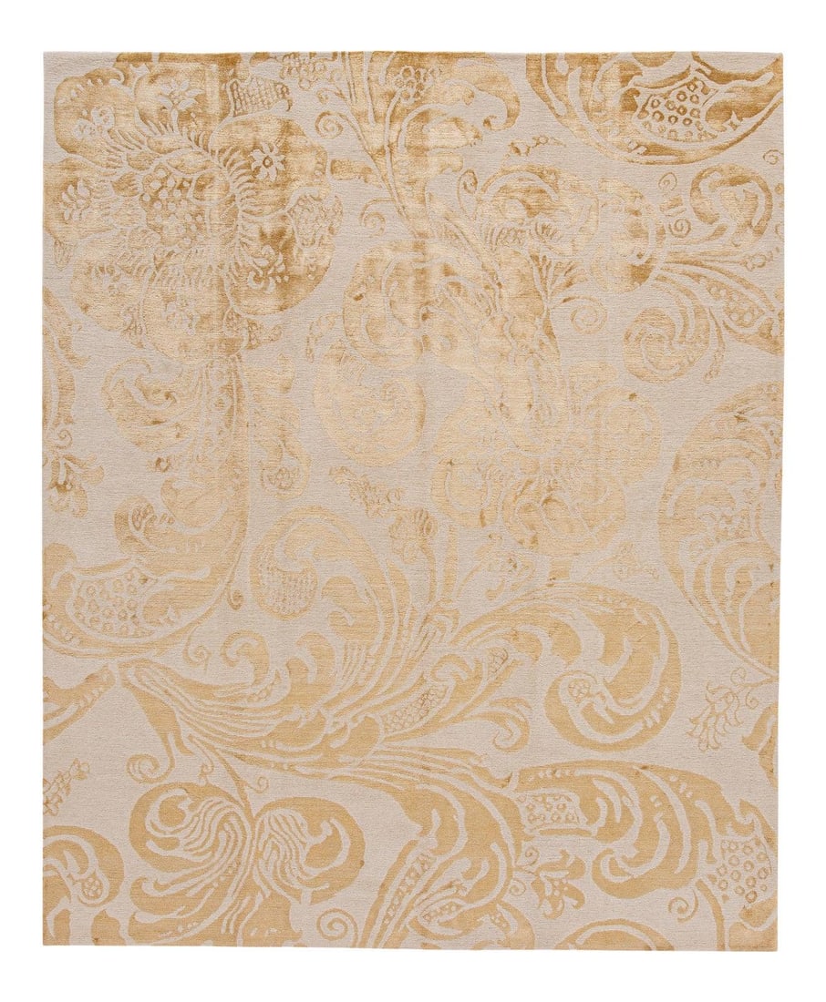 Beige Tibetan Wool Silk Rug 8' x 10' Contemporary Design: Beige Tibetan Wool Silk Rug 8' x 10' Contemporary Design Elevate your living space with this stunning Contemporary Tibetan rug, skillfully crafted from a blend of wool and silk. The rug features a sof