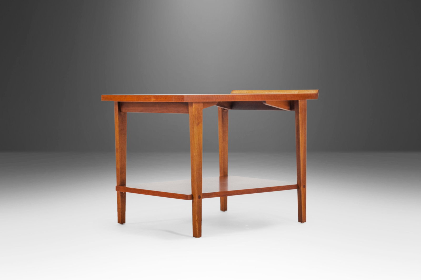 Lane Mid Century Modern Walnut Two Tiered End Table 1960s: Lane Mid Century Modern Walnut Two Tiered End Table 1960s This Mid Century Modern two-tiered end table by Lane, crafted in the USA during the 1960s, features a minimalist design with a contoured lip a
