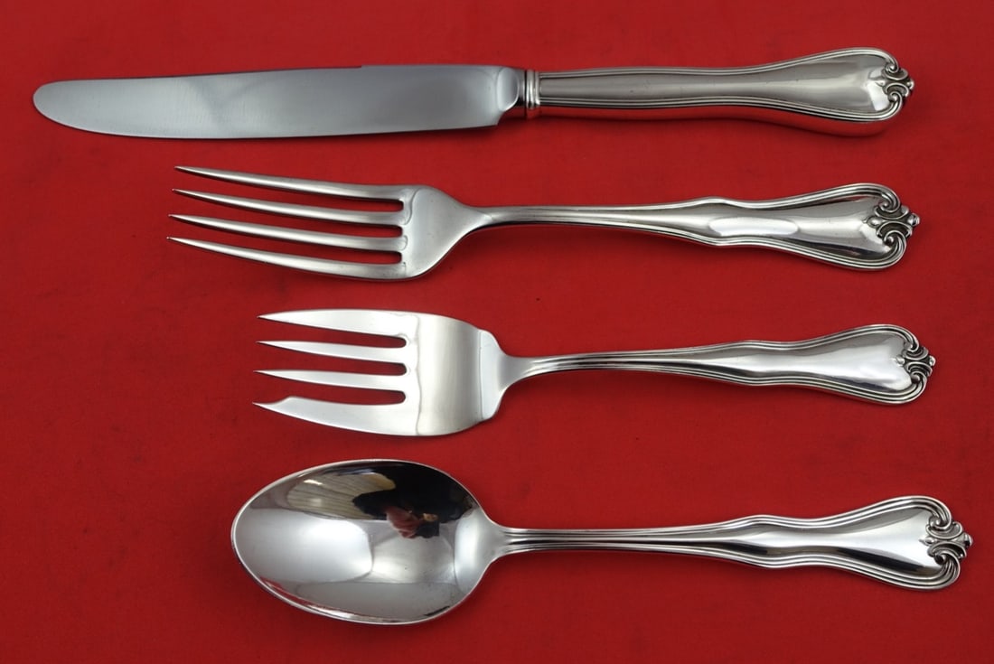 Frank Whiting Puritan Sterling Silver 4-Piece Place Setting: Frank Whiting Puritan Sterling Silver 4-Piece Place Setting Experience the elegance of the Puritan pattern by Frank M. Whiting with this exquisite 4-piece sterling silver place setting. Crafted betwee