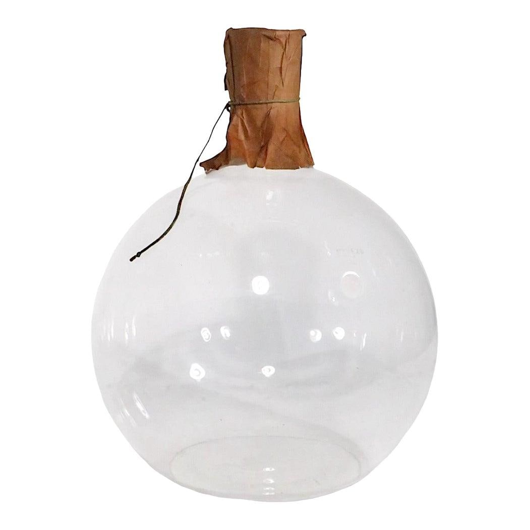 15" Tall Transparent Glass Pyrex Laboratory Boiling Flask Decorative Object: 15" Tall Transparent Glass Pyrex Laboratory Boiling Flask Decorative Object This large vintage Pyrex boiling flask is in un-used condition and features a sculptural, decorative design. Made from trans