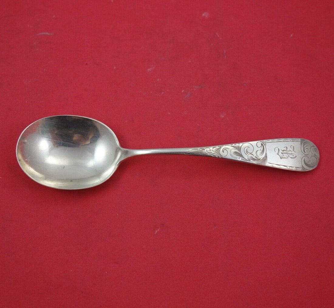 Schofield Mayflower Sterling Silver Gumbo Soup Spoon 7 Inch: Schofield Mayflower Sterling Silver Gumbo Soup Spoon 7 Inch This exquisite Mayflower gumbo soup spoon from Schofield is crafted from high-quality sterling silver and measures 7 inches. The spoon featu