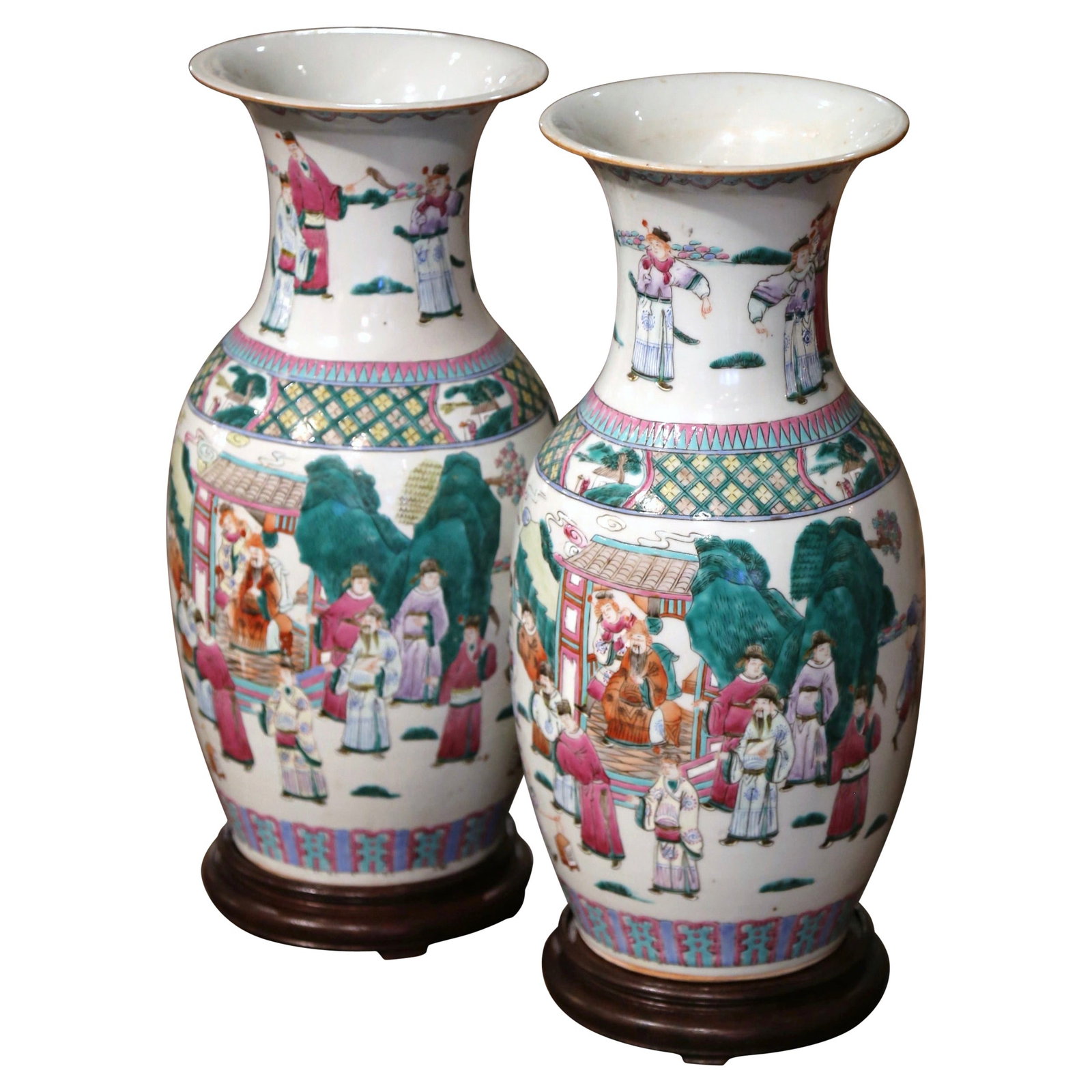 Set of 2 Chinese Famille Rose Porcelain Vases with Hand Painted Decoration (1 of 13)