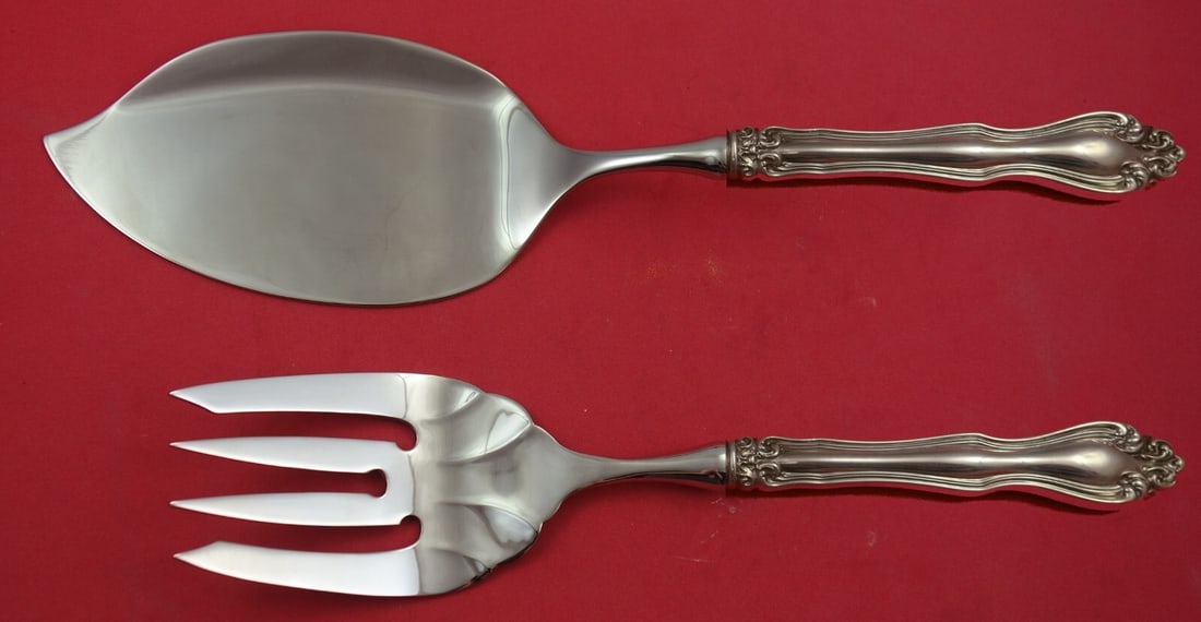 Westmorland George & Martha Sterling Silver Salmon Serving Set 2-Piece: Westmorland George & Martha Sterling Silver Salmon Serving Set 2-Piece Elevate your dining experience with this exquisite George & Martha Sterling Silver Salmon Serving Set by Westmorland. Crafted wit