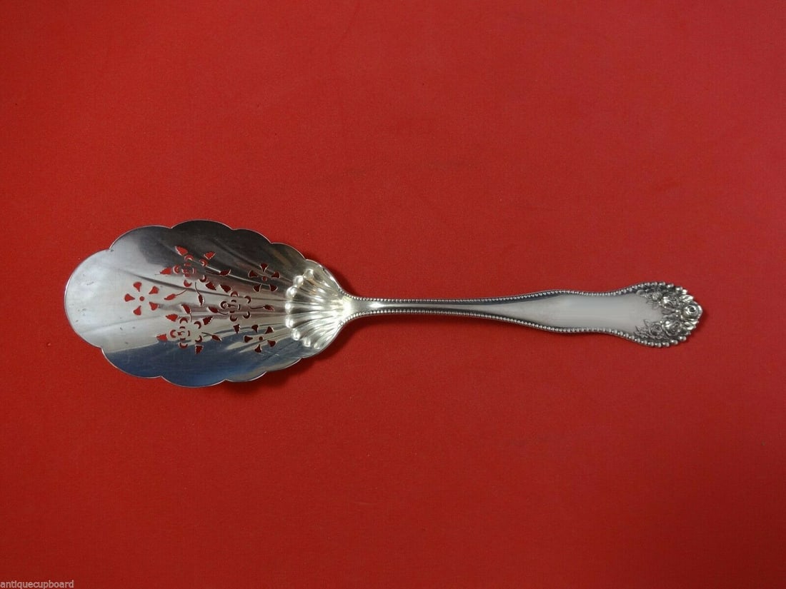 Gorham Lancaster Sterling Silver Ice Spoon 7 5/8 inches Antique: Gorham Lancaster Sterling Silver Ice Spoon 7 5/8 inches Antique This exquisite Lancaster by Gorham ice spoon is a must-have for collectors of fine antique silverware. Crafted from high-quality sterlin