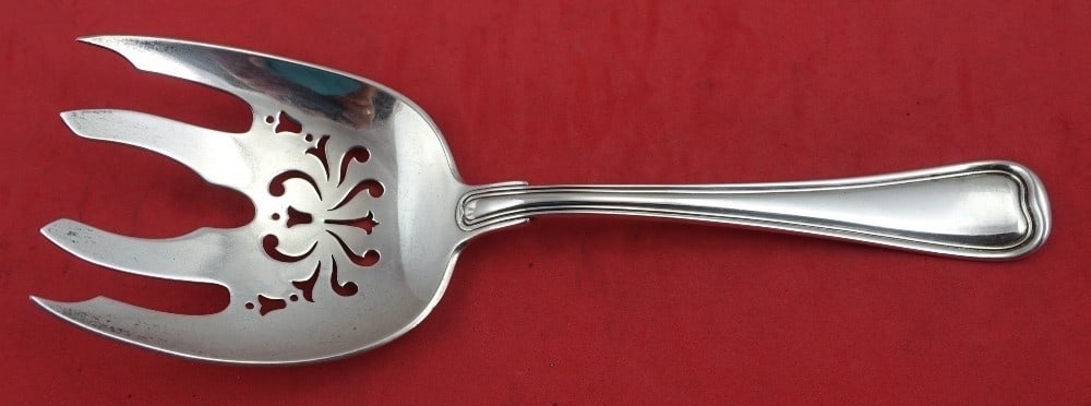 Gorham Old French Sterling Silver Large Pierced Fish Serving Fork 8.5": Gorham Old French Sterling Silver Large Pierced Fish Serving Fork 8.5" This exquisite serving fork showcases the timeless Old French pattern by Gorham, crafted from high-quality sterling silver. Measu