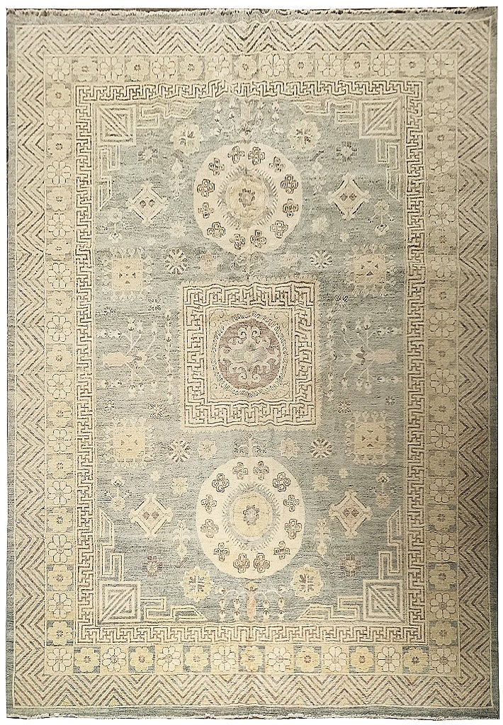 Handmade 10.5 x 14.10 Khotan Chobi Peshawar Rug Light Slate Blue Wool Pakistan: Handmade 10.5 x 14.10 Khotan Chobi Peshawar Rug Light Slate Blue Wool Pakistan Free continental US Shipping Elevate your space with the timeless elegance of this stunning Khotan Chobi Peshawar Rug, ex