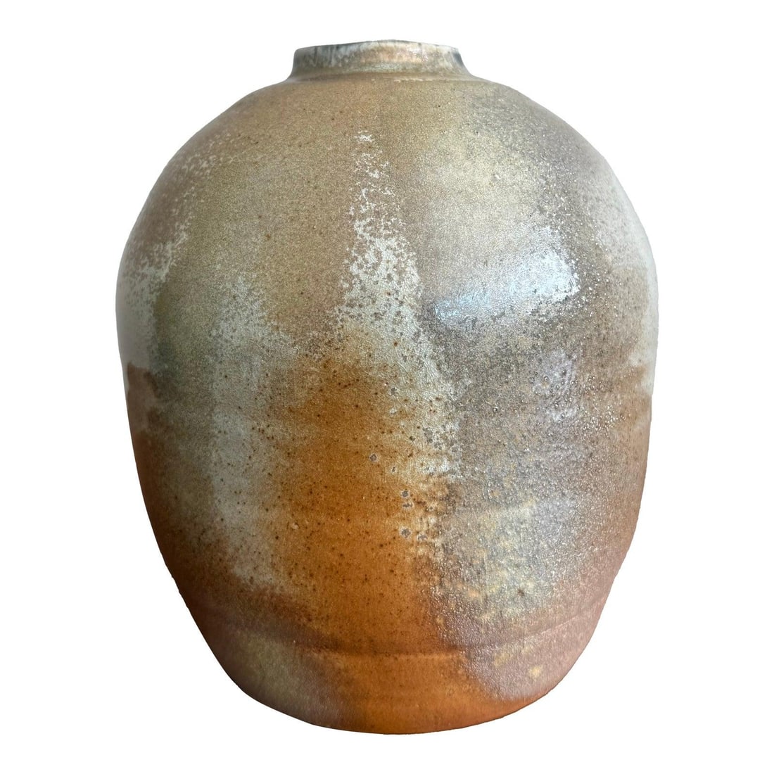 Unique Vintage Boho Pottery Weed Vase in Tan: Unique Vintage Boho Pottery Weed Vase in Tan This unique vintage boho ceramic weed vase showcases the elemental beauty of traditional studio pottery. With a classic rounded silhouette and a narrow mou
