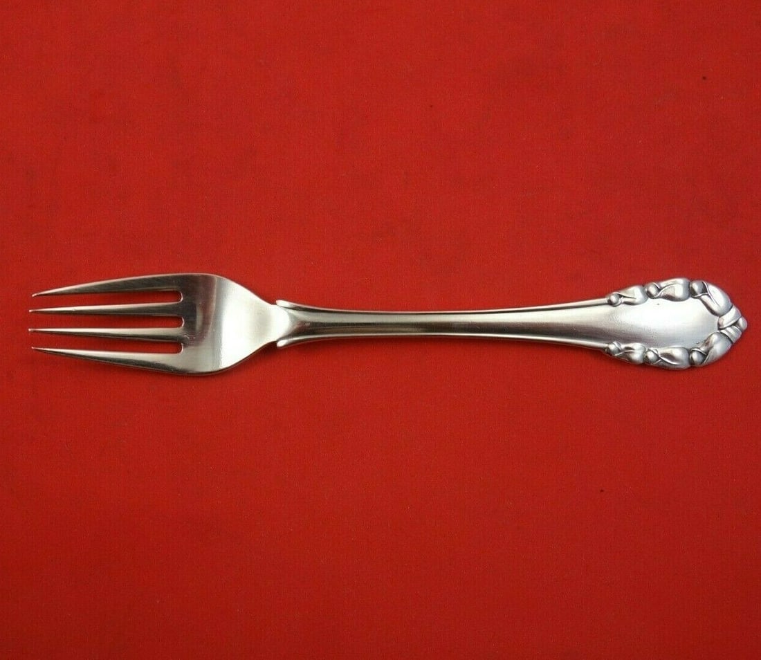 Georg Jensen Lily of the Valley Sterling Silver 4-Tine Dessert Fork 5.5in: Georg Jensen Lily of the Valley Sterling Silver 4-Tine Dessert Fork 5.5in This exquisite dessert fork from Georg Jensen features the elegant Lily of the Valley pattern, crafted from high-quality sterl