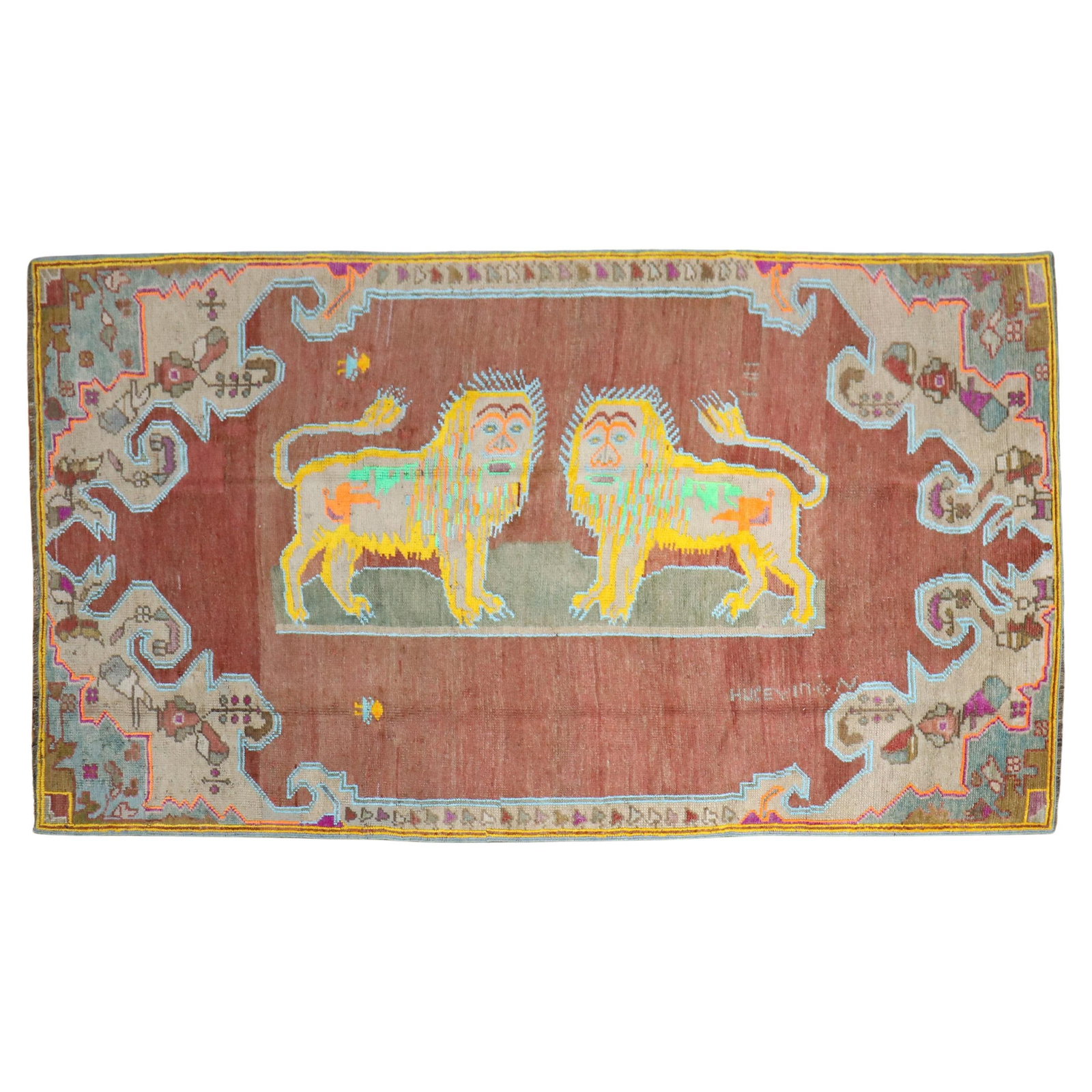 Mid-20th Century Colorful Lion Turkish Wool Accent Rug 48 x 91: Mid-20th Century Colorful Lion Turkish Wool Accent Rug 48 x 91 Enhance your home decor with this stunning mid-20th century Folk Art rug featuring a vibrant double lion design. Crafted from high-qualit