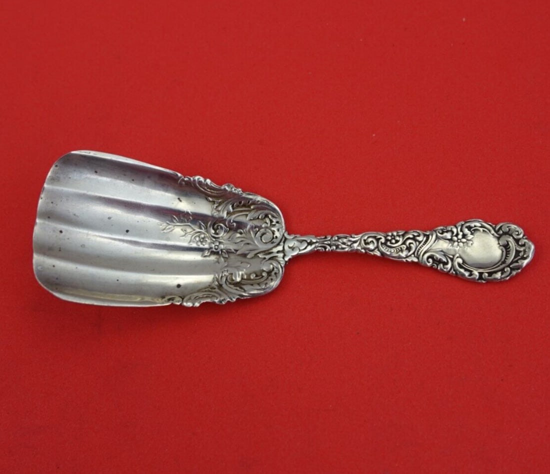 Wallace Louvre Sterling Silver Tea Caddy Spoon 3 7/8 inch Vintage: Wallace Louvre Sterling Silver Tea Caddy Spoon 3 7/8 inch Vintage This exquisite tea caddy spoon is part of the Louvre pattern by Wallace, crafted from high-quality sterling silver. Measuring 3 7/8 in