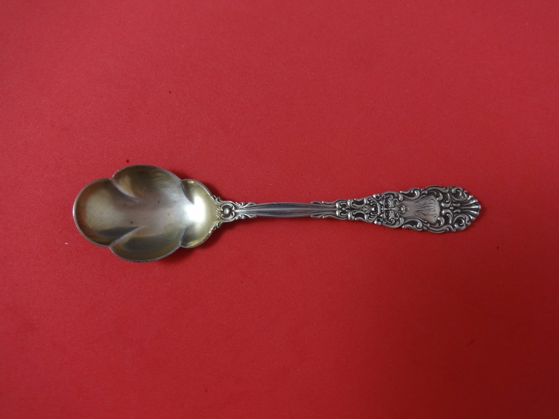 Dominick & Haff Renaissance Sterling Silver Sugar Spoon Gold Washed 6": Dominick & Haff Renaissance Sterling Silver Sugar Spoon Gold Washed 6" This exquisite sugar spoon, crafted by Dominick & Haff, features a stunning gold wash finish and is made of high-quality sterling