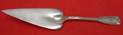 Tiffany & Co Saint Dunstan Sterling Silver Pie Server 11 Inch: Tiffany & Co Saint Dunstan Sterling Silver Pie Server 11 Inch This exquisite pie server, crafted by Tiffany & Co. in the renowned Saint Dunstan pattern, is a stunning addition to any dining collection
