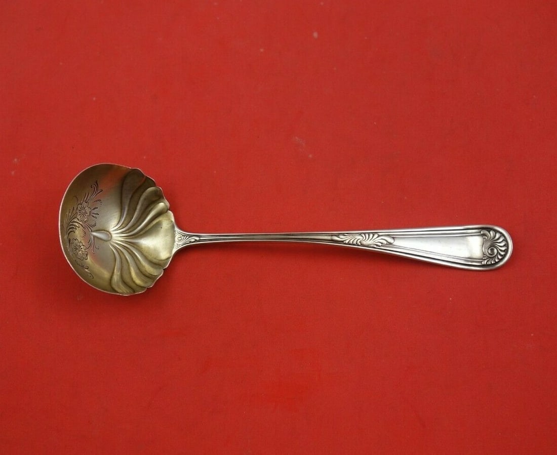 Towle Lenox Sterling Silver Sauce Ladle Gold Washed 6 Inch Vintage: Towle Lenox Sterling Silver Sauce Ladle Gold Washed 6 Inch Vintage This exquisite 6" sauce ladle from the Lenox pattern by Towle is crafted from high-quality sterling silver with a stunning gold wash