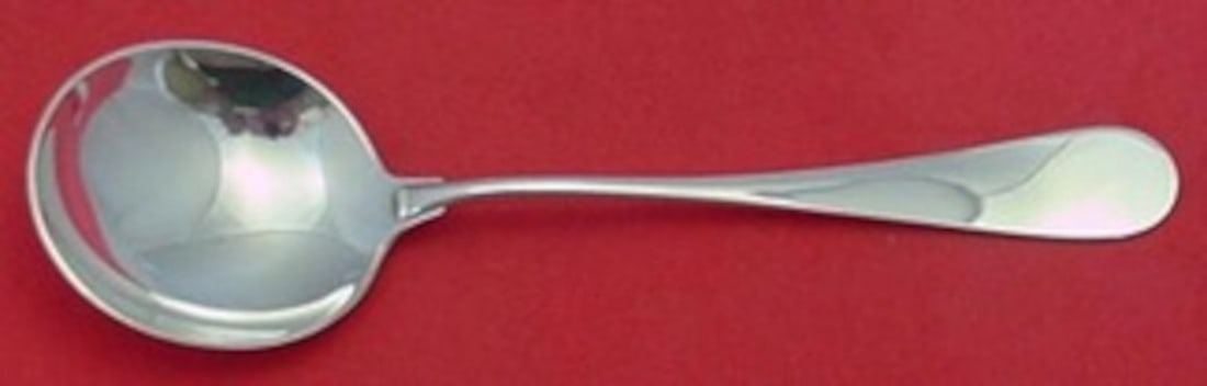 Michelsen Classic Sterling Silver Gumbo Soup Spoon 7.125 Inch: Michelsen Classic Sterling Silver Gumbo Soup Spoon 7.125 Inch This Classic by Michelsen gumbo soup spoon is crafted from high-quality sterling silver, measuring 7 1/8 inches in length. The spoon showc