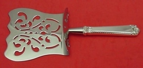 Watson George II Rex Sterling Silver Asparagus Server Custom Hooded 9.5 Inch: Watson George II Rex Sterling Silver Asparagus Server Custom Hooded 9.5 Inch Presenting a beautifully crafted George II Rex Hand Chased Asparagus Server, custom made by Watson. This elegant serving pi