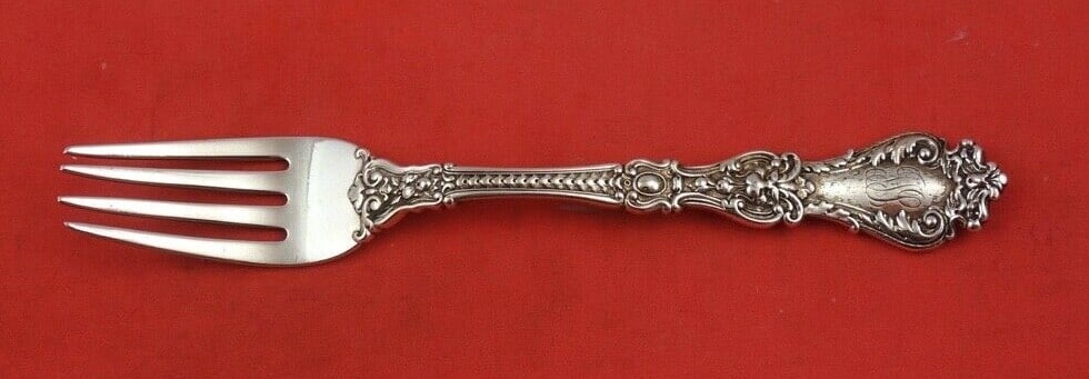 Gorham Henry II Sterling Silver Dessert Fork 5 3/4 Inch Heirloom: Gorham Henry II Sterling Silver Dessert Fork 5 3/4 Inch Heirloom This exquisite dessert fork is part of the Henry II pattern by Gorham, crafted from high-quality sterling silver. Measuring 5 3/4 inche