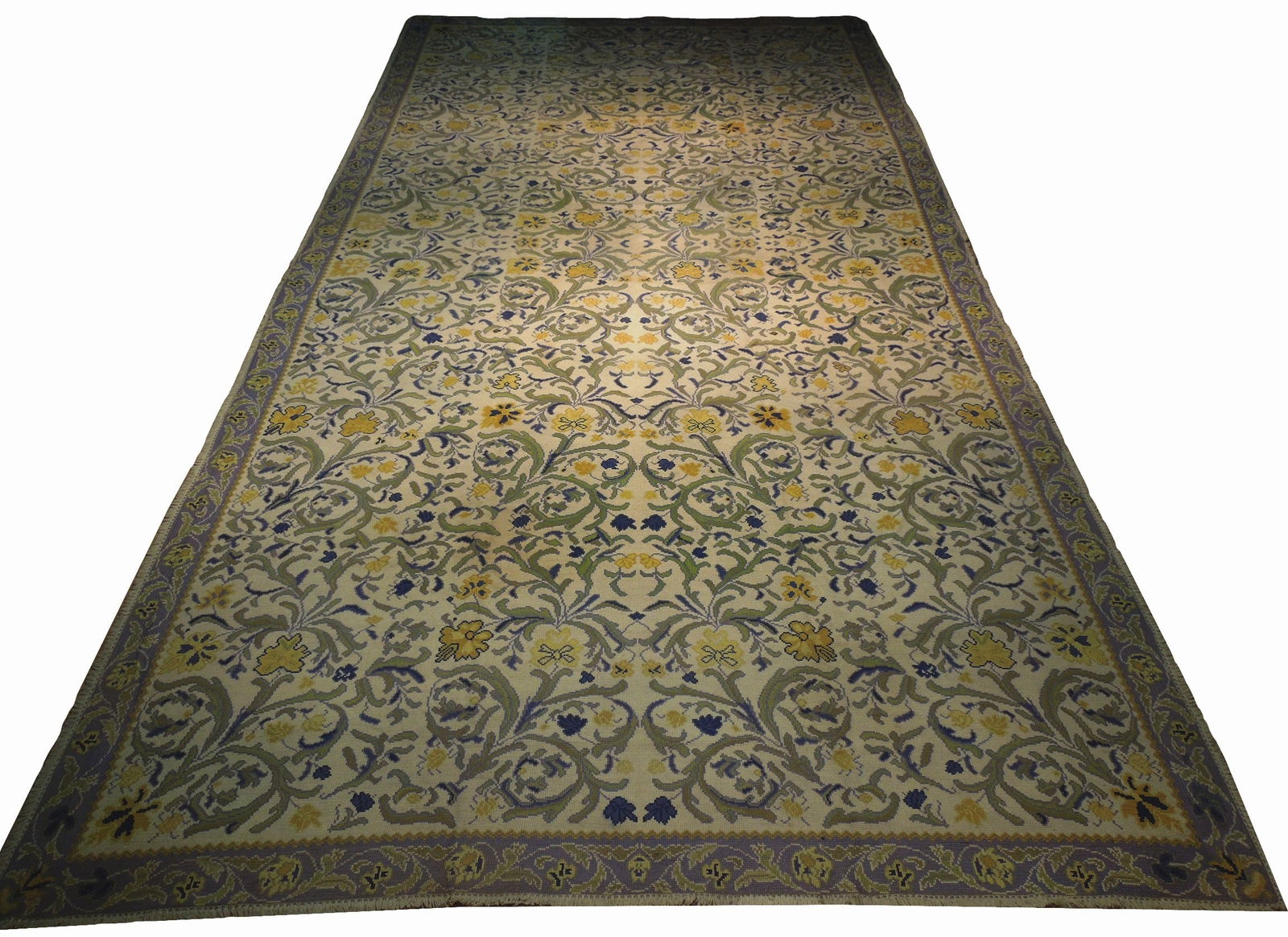 10'2" x 20' Beige European Made Needlepoint Area Rug: 10'2" x 20' Beige European Made Needlepoint Area Rug Free continental US Shipping Introducing the distinguished 10' 2" x 20' Beige Authentic Flat Woven European Made Needlepoint Rug, a testament to ti