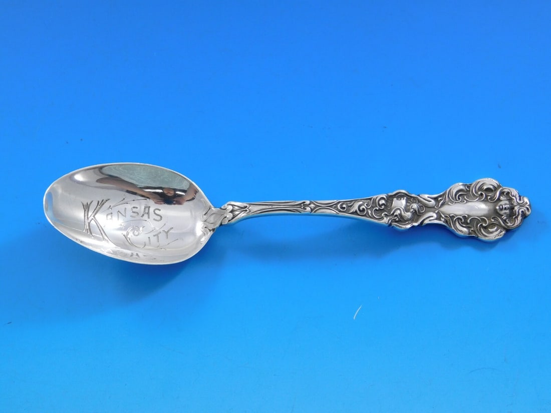 Unger Les Circes Sterling Silver Teaspoon Kansas City Art Nouveau 5 3/4": Unger Les Circes Sterling Silver Teaspoon Kansas City Art Nouveau 5 3/4" This exquisite sterling silver teaspoon, crafted by Unger, showcases the elegant Les Circes pattern, embodying the Art Nouveau