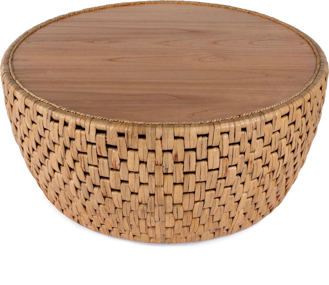 Butler Captiva Coastal Beige Rattan Coffee Table 42": Butler Captiva Coastal Beige Rattan Coffee Table 42" Introducing the Butler Captiva Beige Rattan Coffee Table, a perfect blend of style and functionality for your living space. Crafted with a natural