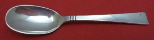 Allan Adler Sunset Sterling Silver 4 Inch Demitasse Spoon: Allan Adler Sunset Sterling Silver 4 Inch Demitasse Spoon This exquisite demitasse spoon is a stunning piece from the renowned Allan Adler, featuring the elegant "Sunset" pattern. Crafted from high-qu