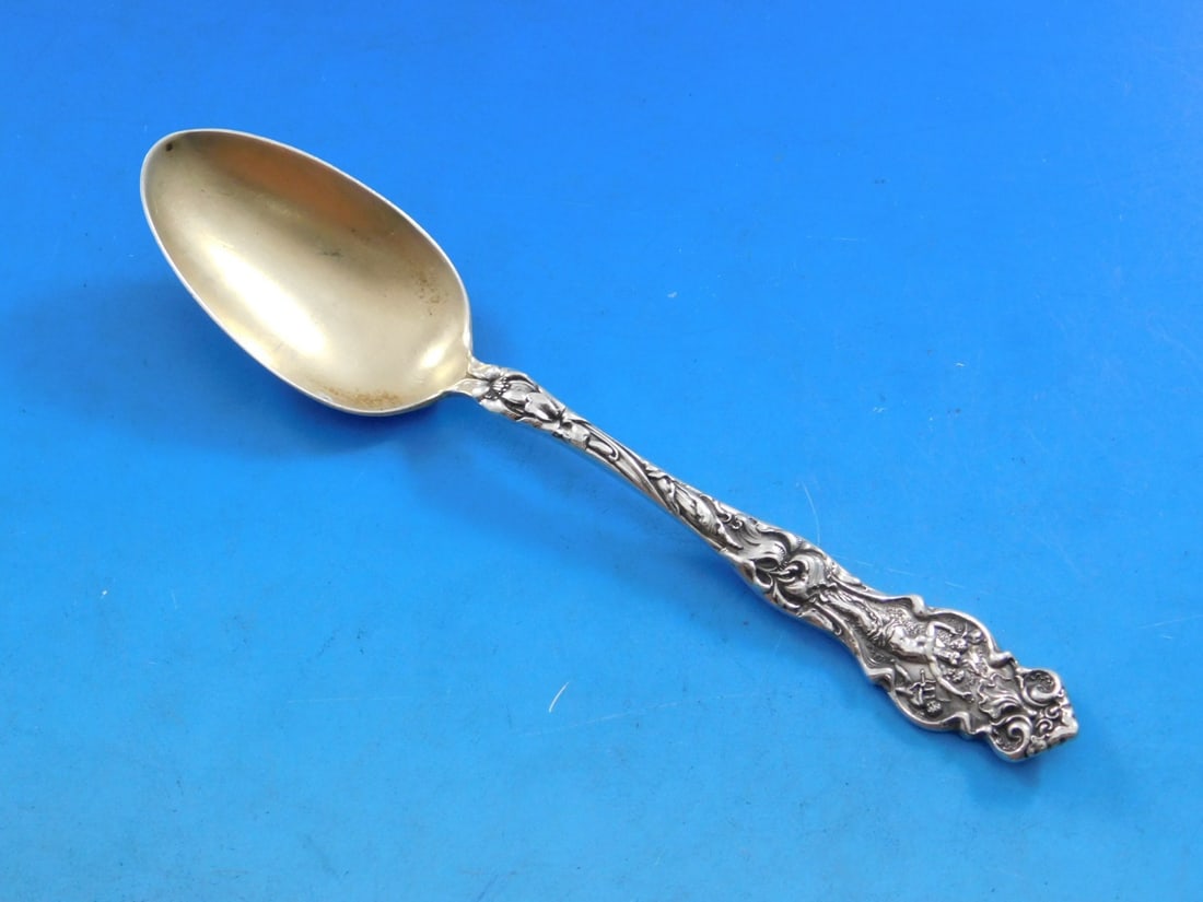 Gold Washed Sterling Silver Teaspoon Irian Pattern by Wallace 6 Inch: Gold Washed Sterling Silver Teaspoon Irian Pattern by Wallace 6 Inch This is a Wallace Irian pattern sterling silver teaspoon featuring a gold-washed finish. The spoon measures 6 inches in length and