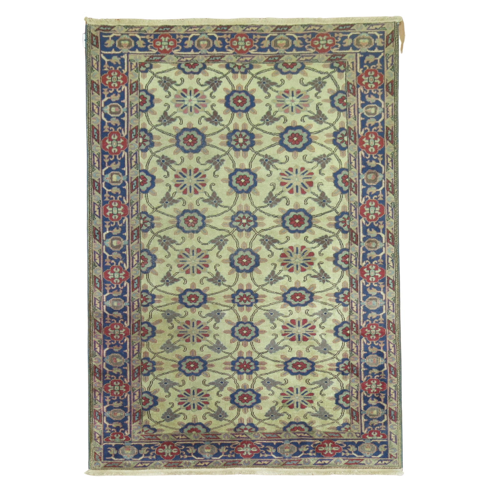 Zabihi Collection Hand-Woven Turkish Sivas Accent Rug 3'11 x 5'9 Industrial Style: Zabihi Collection Hand-Woven Turkish Sivas Accent Rug 3'11 x 5'9 Industrial Style Enhance your space with this exquisite early 20th-century Turkish Sivas accent rug. This piece showcases a hand-woven