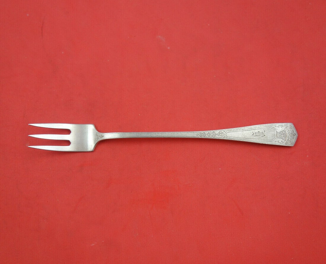 Scarce Kensington Sterling Silver Cocktail Fork by International 5 5/8 inches: Scarce Kensington Sterling Silver Cocktail Fork by International 5 5/8 inches Explore a rare piece of history with this Kensington cocktail fork by International Silver, crafted from high-quality ster