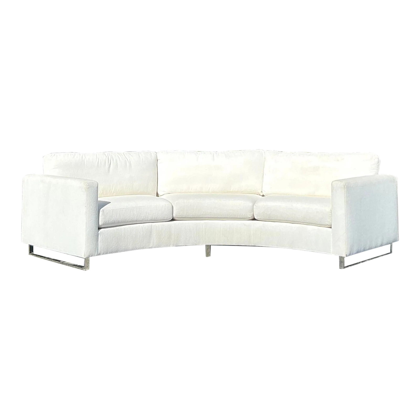 Vintage Milo Baughman Angled Sofa by Thayer Coggin in Neutral Fabric: Vintage Milo Baughman Angled Sofa by Thayer Coggin in Neutral Fabric This vintage Milo Baughman for Thayer Coggin angled sofa showcases a stunning sculptural curved form paired with a sleek modern des