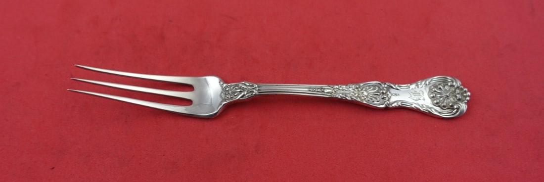 Gorham King George Sterling Silver 3-Tine Fruit Fork 6 1/8": Gorham King George Sterling Silver 3-Tine Fruit Fork 6 1/8" This exquisite fruit fork is part of the King George pattern by Gorham, crafted from high-quality sterling silver. Featuring a flat handle a