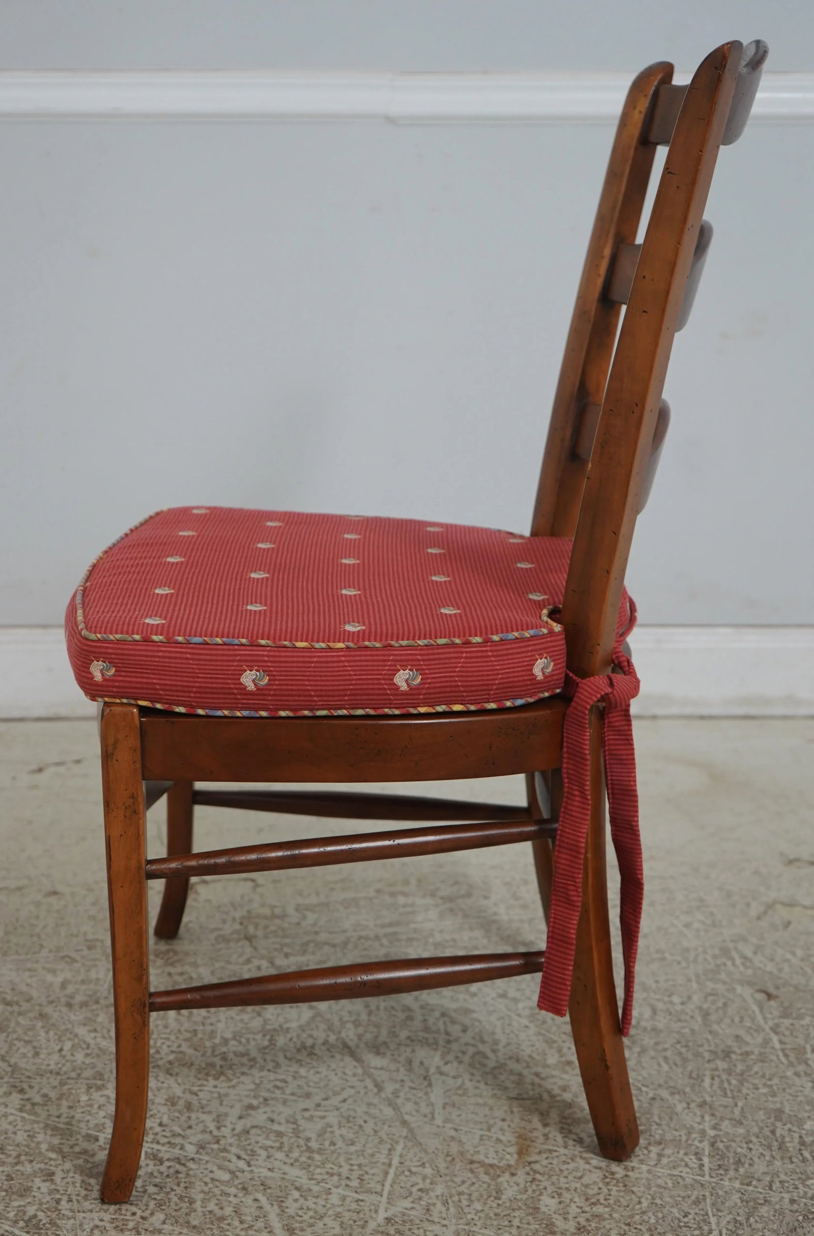 Timeless Guy Chaddock Attributed Ladderback Chairs Pair - 3