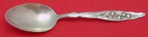 Whiting Lily of the Valley Sterling Silver Coffee Spoon 5 1/4": Whiting Lily of the Valley Sterling Silver Coffee Spoon 5 1/4" This exquisite coffee spoon features the enchanting "Lily of the Valley" pattern by Whiting, crafted from high-quality sterling silver. W