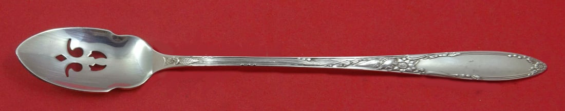 Oneida Virginian Sterling Silver Custom Olive Spoon 7 3/8 Inch: Oneida Virginian Sterling Silver Custom Olive Spoon 7 3/8 Inch This exquisite olive spoon is crafted from sterling silver in the elegant Virginian pattern by Oneida. The long, pierced design measures