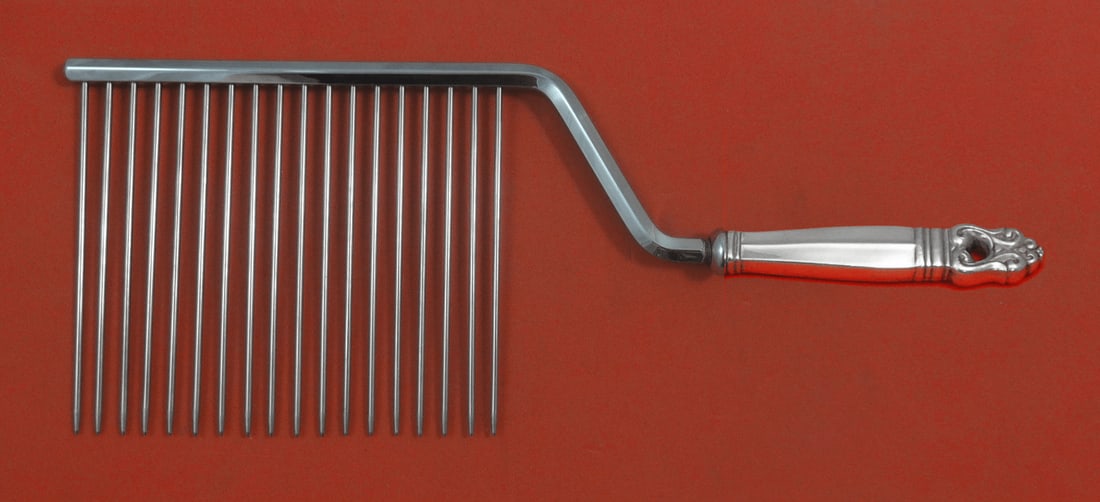 International Royal Danish Sterling Silver Cake Breaker 10 3/8" Custom: International Royal Danish Sterling Silver Cake Breaker 10 3/8" Custom This exquisite cake breaker from the Royal Danish pattern by International Sterling is crafted from sterling silver with a custom