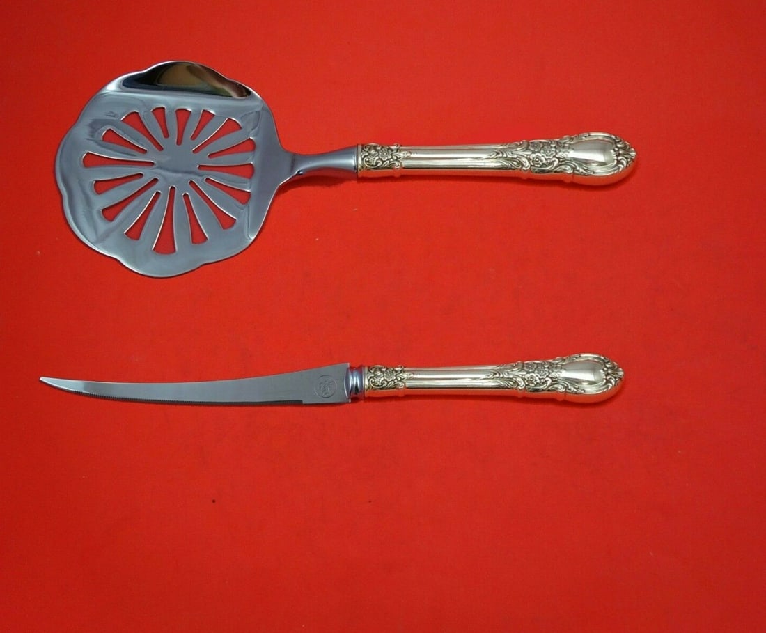 Lunt American Victorian Sterling Silver Tomato Serving Set 2pc Custom Made: Lunt American Victorian Sterling Silver Tomato Serving Set 2pc Custom Made This exquisite American Victorian tomato serving set by Lunt is a stunning addition to any dining experience. Crafted in ster