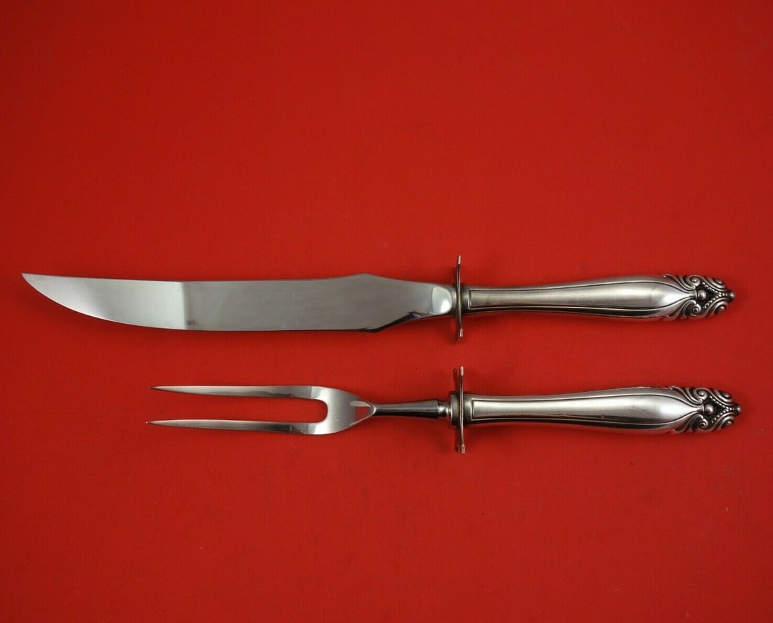 Wallace King Christian Sterling Silver Steak Carving Set 2pc Vintage: Wallace King Christian Sterling Silver Steak Carving Set 2pc Vintage Enhance your dining experience with this stunning vintage 2-piece steak carving set from the renowned Wallace brand, featuring the